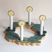 Load image into Gallery viewer, Shining Light Christmas Advent Wreath Set
