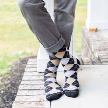 Load image into Gallery viewer, Keys to the Kingdom Adult Socks
