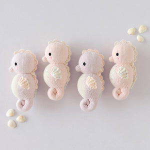 🌟 New for Spring 🌟  Baby seahorse (lilac), give 5 meals