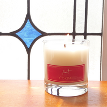 Load image into Gallery viewer, Corda Candle * FIAT - OUR LADY OF THE ANNUNCIATION | STRAWBERRIES + ACACIA WOOD
