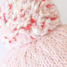 Load image into Gallery viewer, Holly the snowman: Little - 13&quot;
